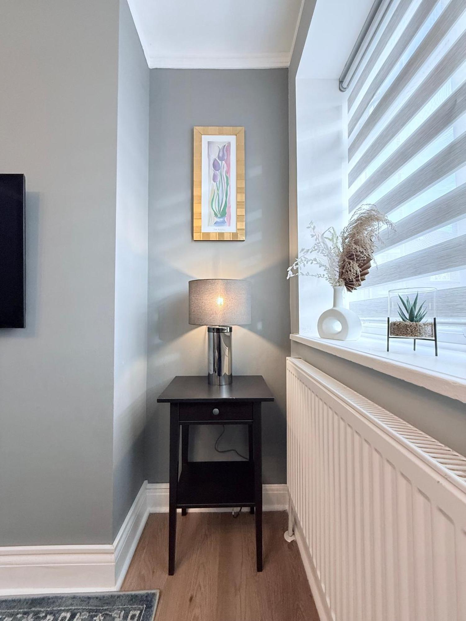 Staylondon - Sleeps 6 With Free Parking - Tourist, Concerts & Matches Екстериор снимка
