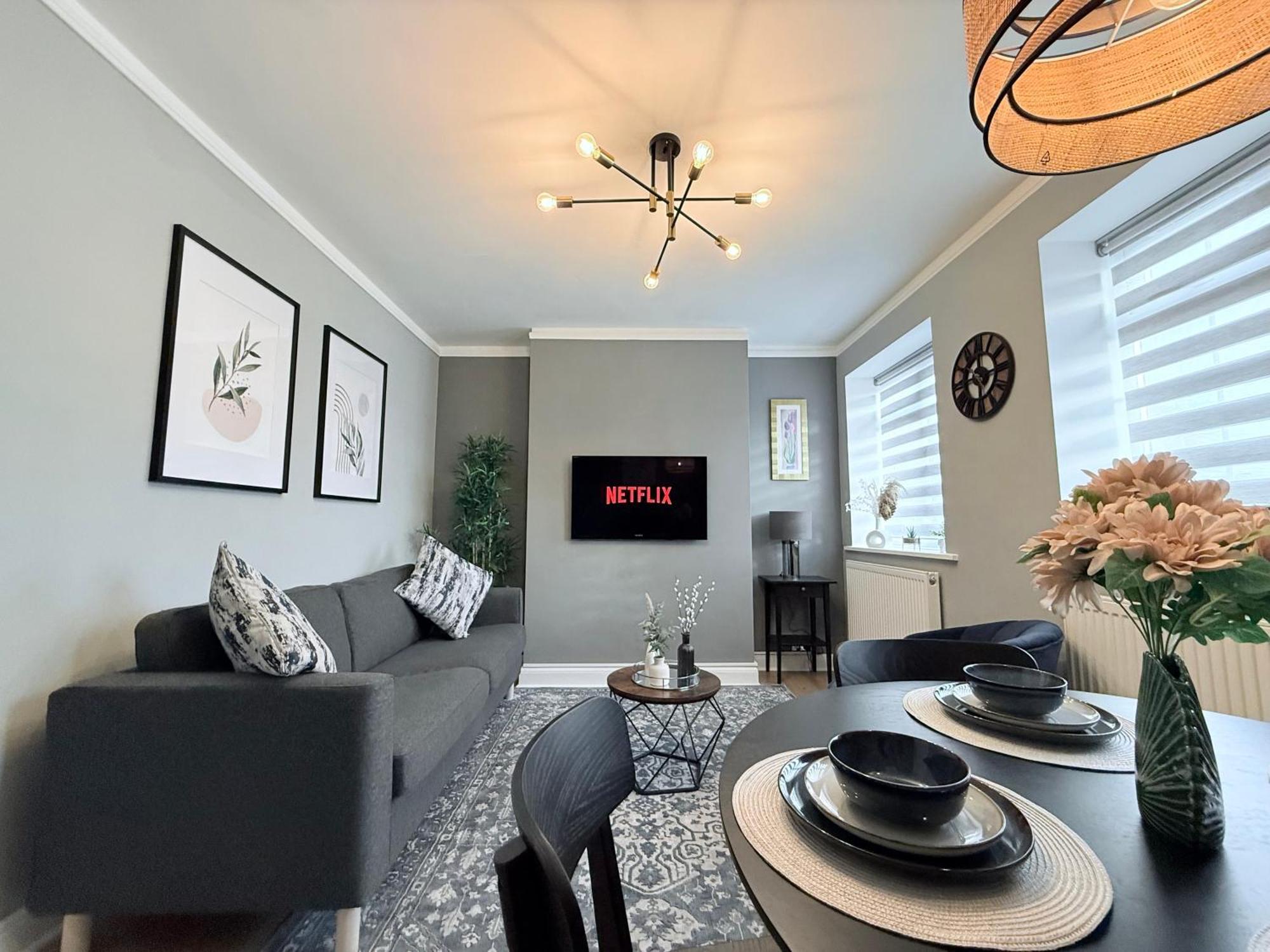 Staylondon - Sleeps 6 With Free Parking - Tourist, Concerts & Matches Екстериор снимка